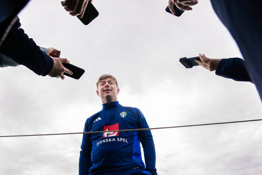 Head coach Jon Dahl Tomasson of the Swedish men's national