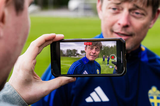 Head coach Jon Dahl Tomasson of the Swedish men's national