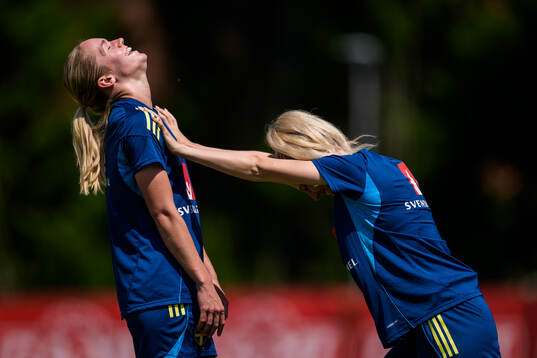 Hanna Lundkvist and Rebecka Blomqvist of the Swedish