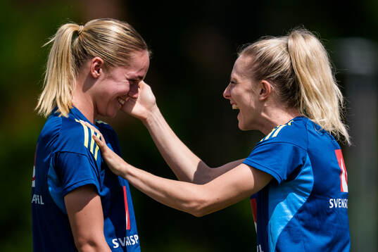 Hanna Lundkvist and Rebecka Blomqvist of the Swedish