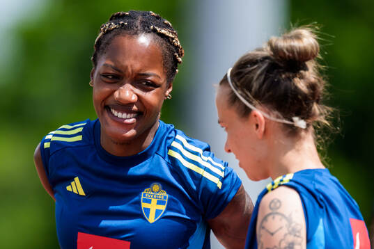 Evelyn Ijeh and Julia Zigiotti Olme of the Swedish