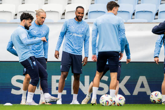Malmö FFs Sead Haksabanovic, Arnor Sigurdsson och Isaac