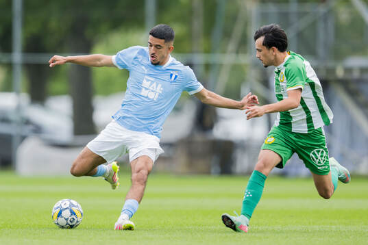 Malmö FFs Zakaria Loukili och Hammarbys Matheo Elviersson