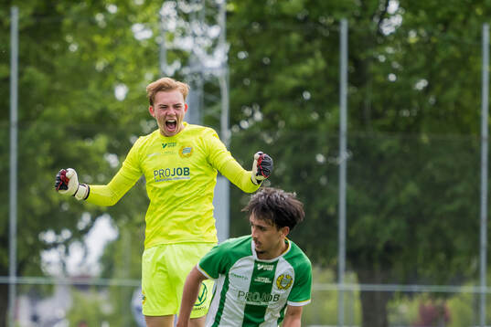 Hammarbys Elton Fischerström Opancar jublar