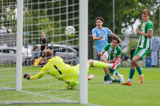 Malmö FFs Antonio Palac och Hammarbys Elton Fischerström