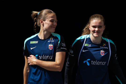 Marthine Østenstad and Signe Gaupset of the Norwegian