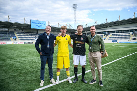Gefles målvakt Villy Strindlund Larsen och FC Stockholms