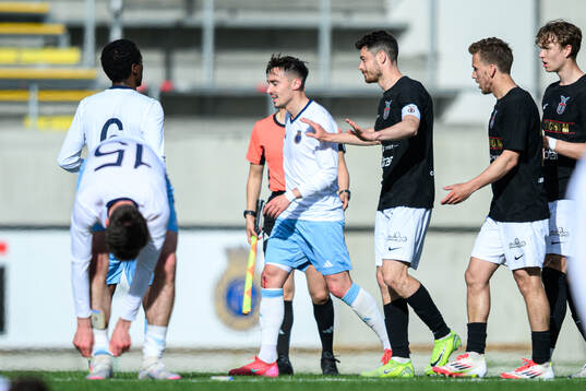 Gefles Deniz Yaldir och FC Stockholms David Zlotnik