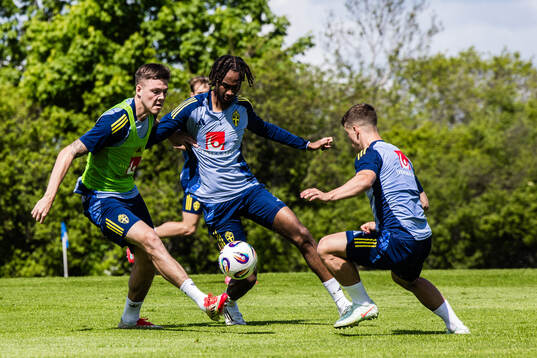 Emil Holm, Jonah Kusi Asare and Samuel Dahl of the Swedish