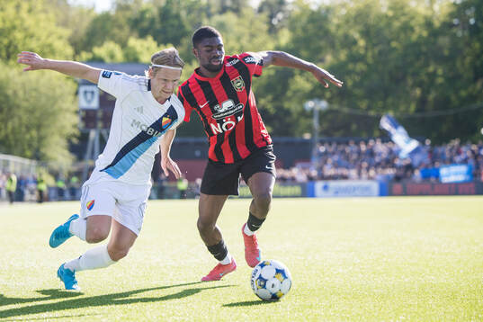 Djurgårdens Tobias Gulliksen och Brommapojkarnas Ezekiel