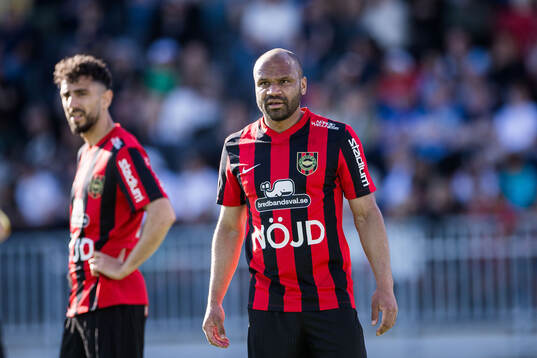 Brommapojkarnas Serge-Junior Martinsson Ngouali och Daleho