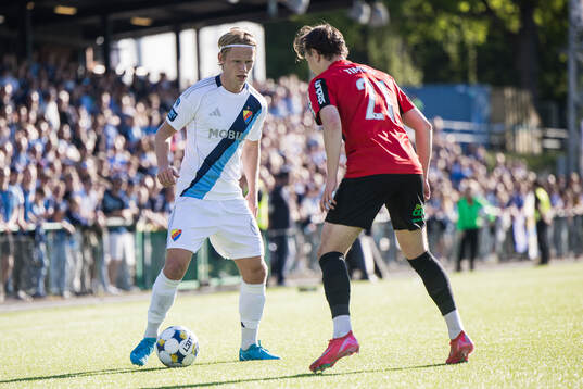 Djurgårdens Tobias Gulliksen och Brommapojkarnas Alex