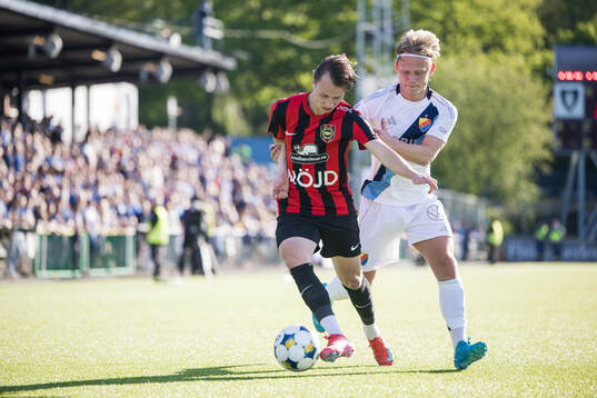 Brommapojkarnas Alex Timossi Andersson och Djurgårdens