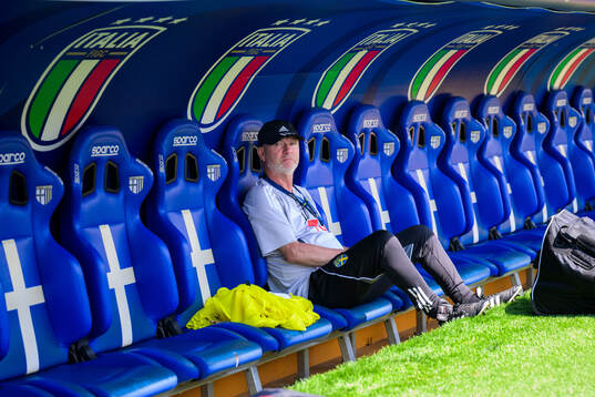 Bläddra bland fler bilder av Football, Sweden, Training