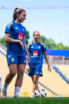 Johanna Rytting Kaneryd and Julia Zigiotti Olme of the
