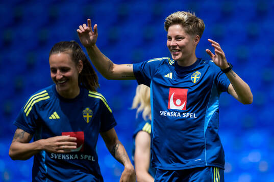 Nathalie Björn and Lina Hurtig of the Swedish women’s