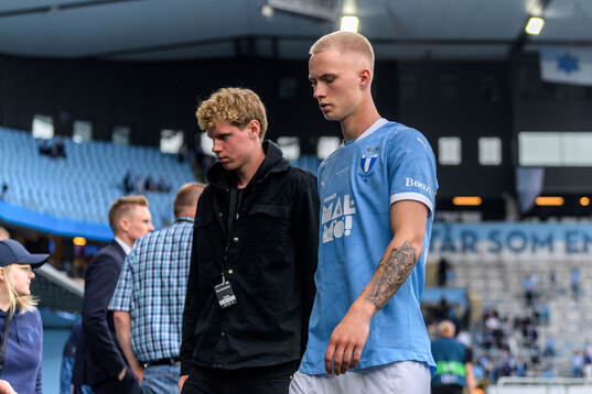 Malmö FFs Daniel Gudjohnsen deppar