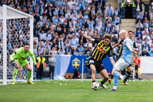 Häckens Silas Andersen och Malmö FFs Otto Rosengren