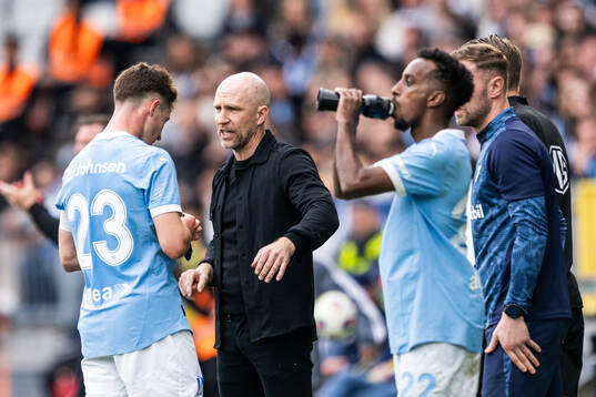 Malmö FFs Lasse Berg Johnsen och tränare Henrik Rydström