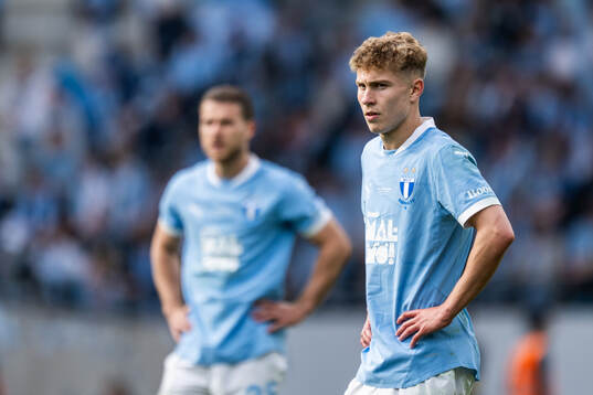 Malmö FFs Hugo Bolin deppar