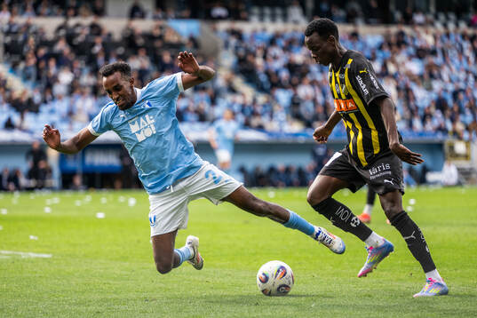 Malmö FFs Taha Ali och Häckens John Paul Dembe