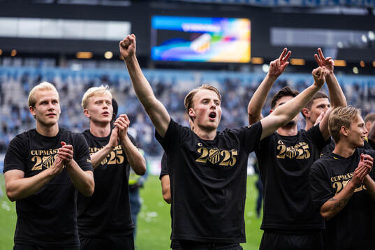 Häckens Sigge Jansson jublar