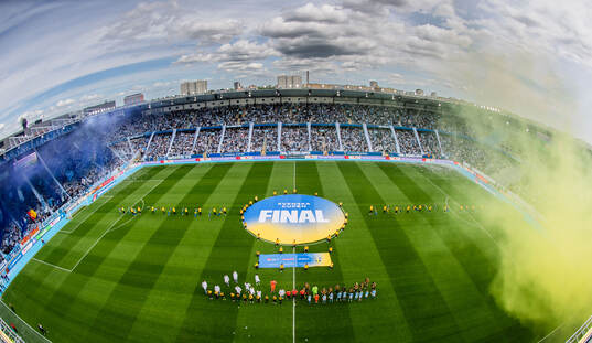 Häckens och Malmö FFs vid lineup på Eleda Stadion