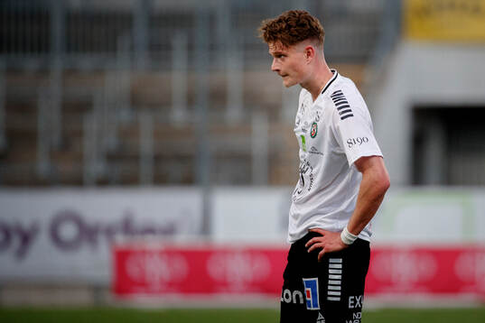 Örebros Erik McCue deppar