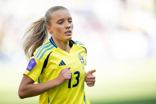 Smilla Holmberg of Sweden