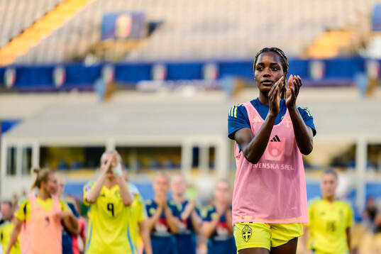 Evelyn Ijeh of Sweden