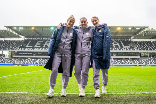 Celin Bizet Ildhusøy, Vilde Bøe Risa and Elisabeth