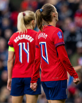 Ada Hegerberg and Caroline Graham Hansen of Norway