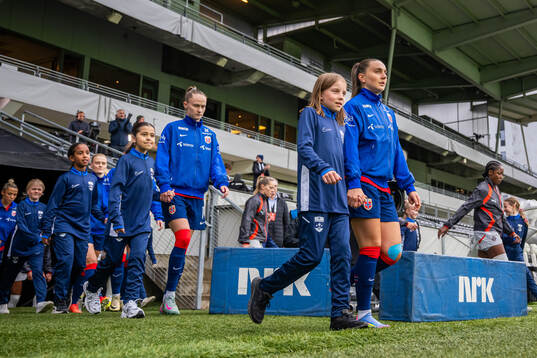 Caroline Graham Hansen and Vilde Bøe Risa of Norway enter