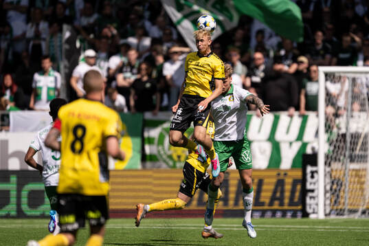 Elfsborgs Leo Östman och Hammarbys Victor Eriksson