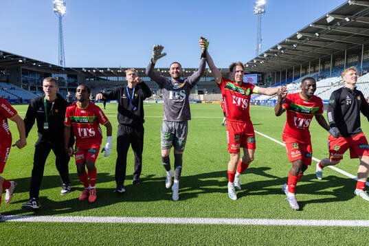 GAIS spelare jublar