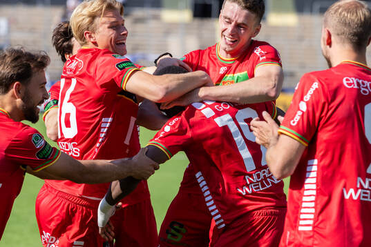 GAIS spelare jublar