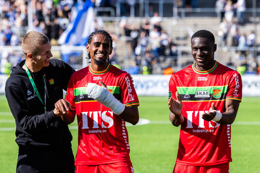 GAIS Harun Ibrahim och Ibrahim Diabate jublar