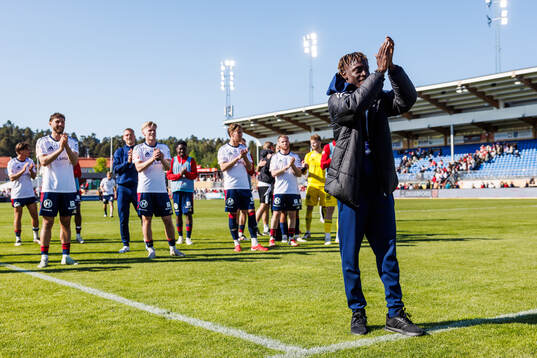 Östers Youssoupha Sanyang jublar