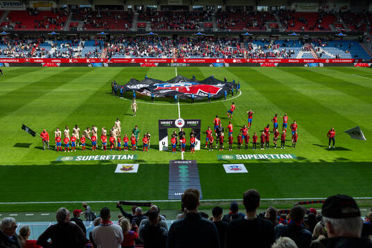Helsingborgs och Östersunds spelare