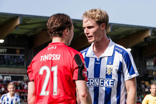 Brommapojkarnas Alex Timossi Andersson och IFK Göteborgs