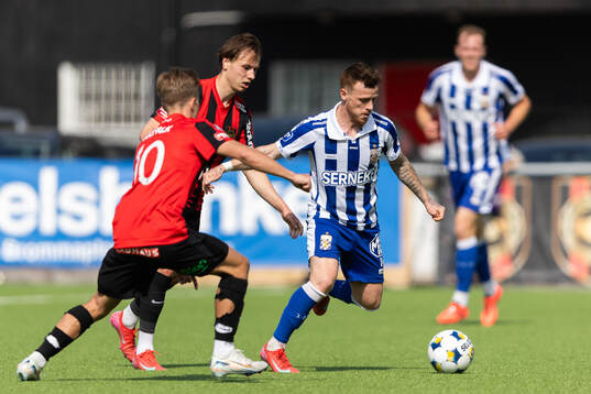 Brommapojkarnas Alex Timossi Andersson och Wilmer Odefalk
