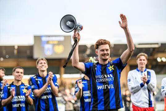 Sirius August Ljungberg jublar