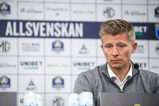 AIKs tränare Mikkjal Thomassen