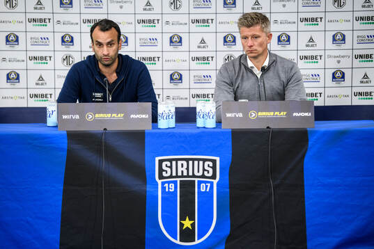 Sirius tränare Andreas Engelmark och AIKs tränare Mikkjal