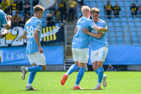 Malmö FFs Johan Karlsson jublar