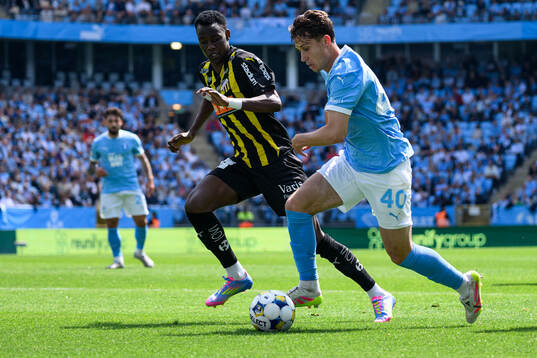 Häckens Severin Nioule och Malmö FFs Kenan Busuladzic