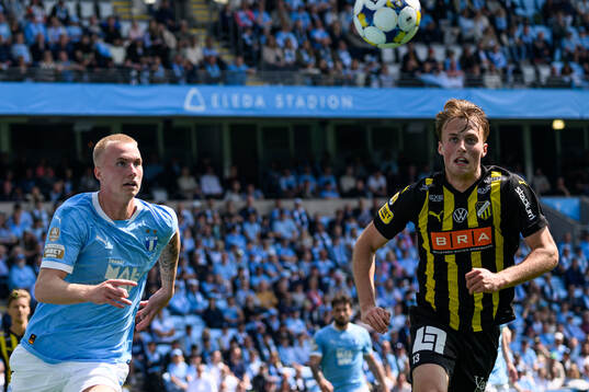 Malmö FFs Daniel Gudjohnsen och Häckens Sigge Jansson