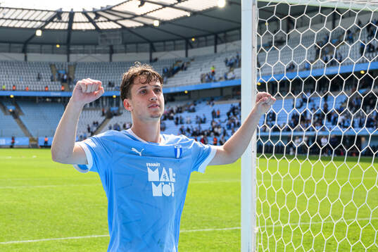 Malmö FFs Kenan Busuladzic jublar