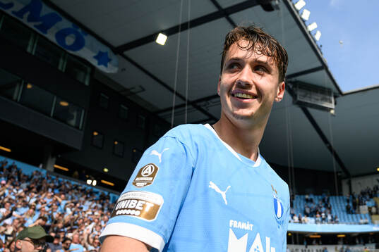 Malmö FFs Kenan Busuladzic jublar
