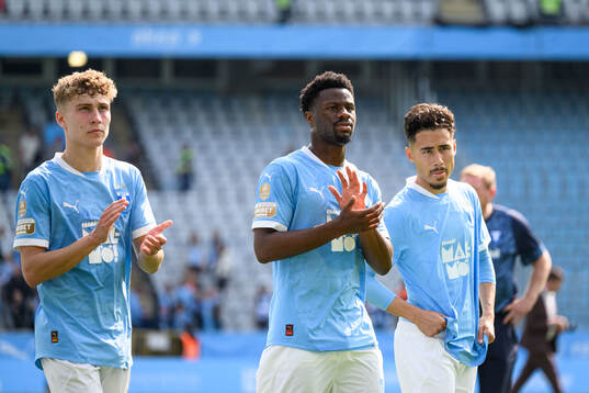 Malmö FFs Hugo Bolin, Emmanuel Ekong och Adrian Skogmar